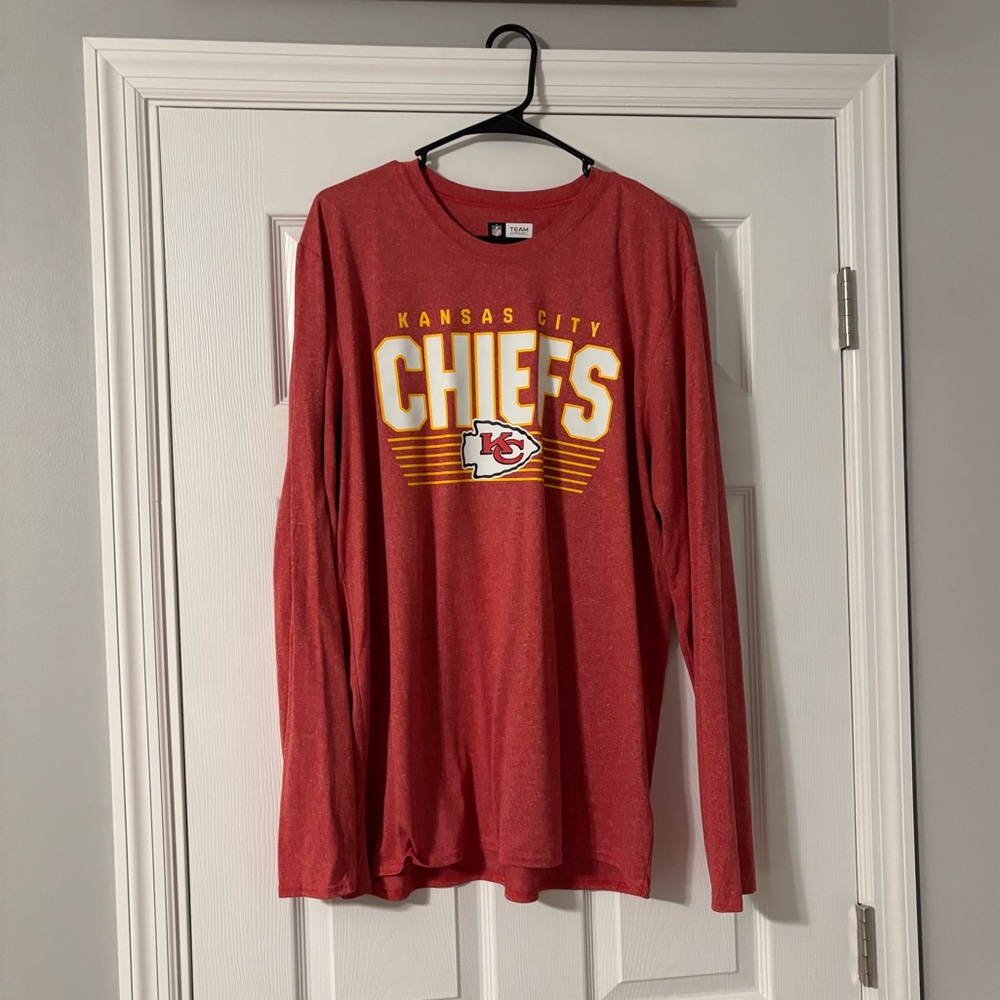 Like New Kansas City Chiefs unisex Long Sleeve
Athletic material